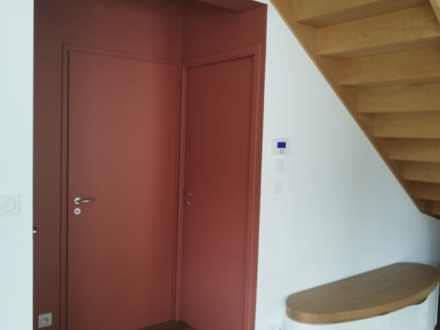 Atelier de Thomas - Pose de sol souple et peinture (murs + portes)
